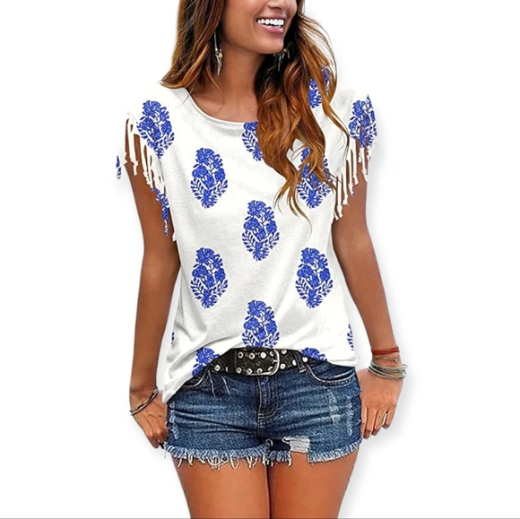 Cosonsen Tops - Tassel Short Sleeve Round Neck T-Shirt